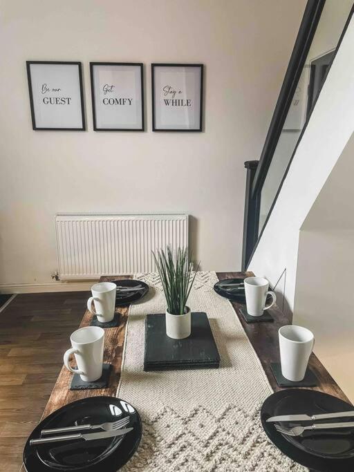 Comfortable Home In Bolton Farnworth Dış mekan fotoğraf